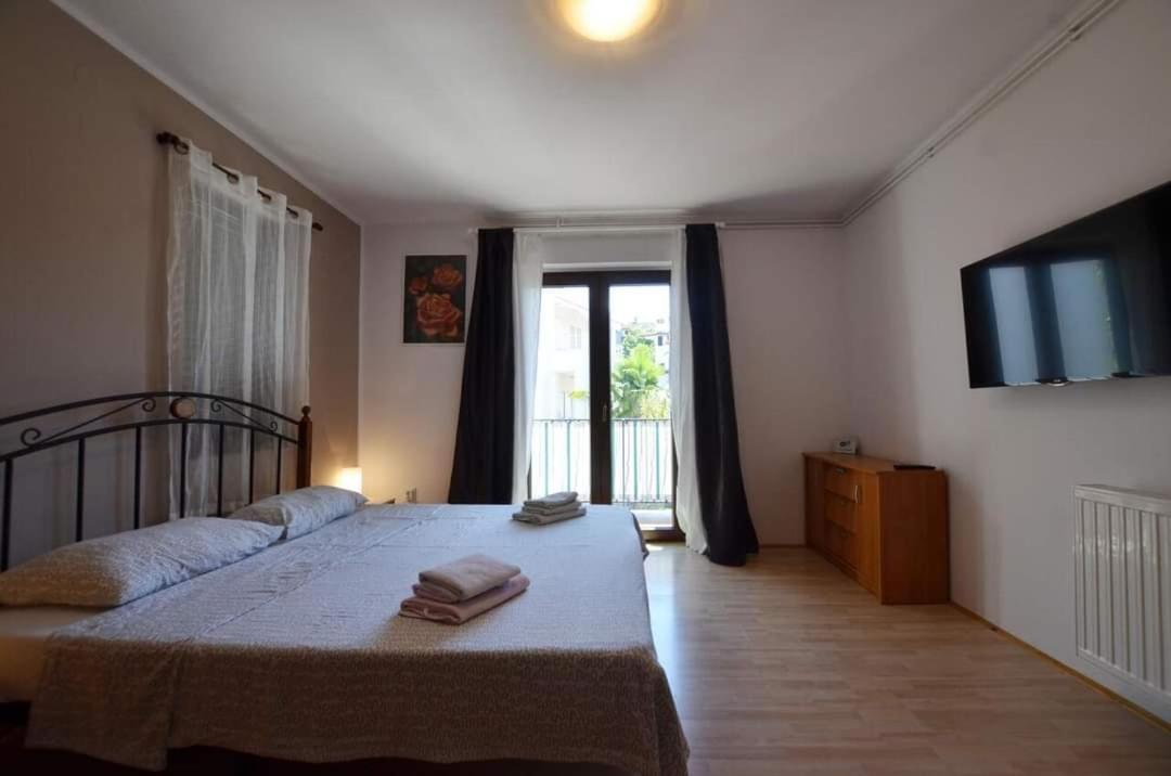 Tony Apartments Rovigno Camera foto